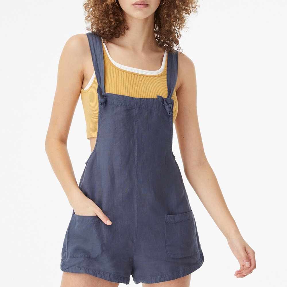Aeropostal Distressed Overalls
